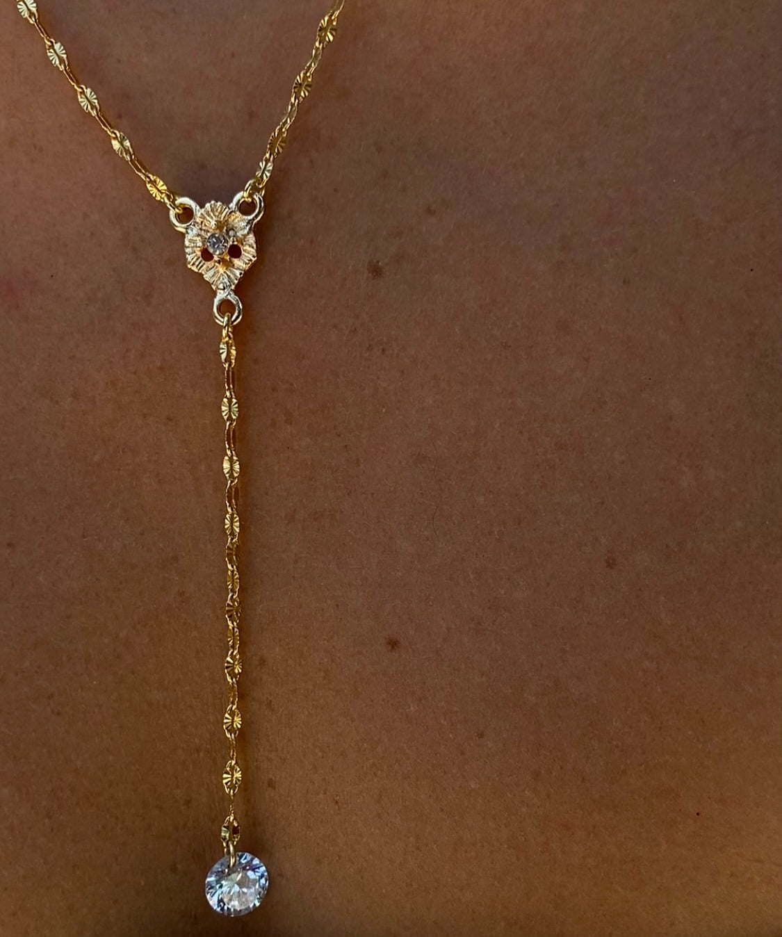 Colar Gravatinha Ammit Folheada a Ouro 18k
