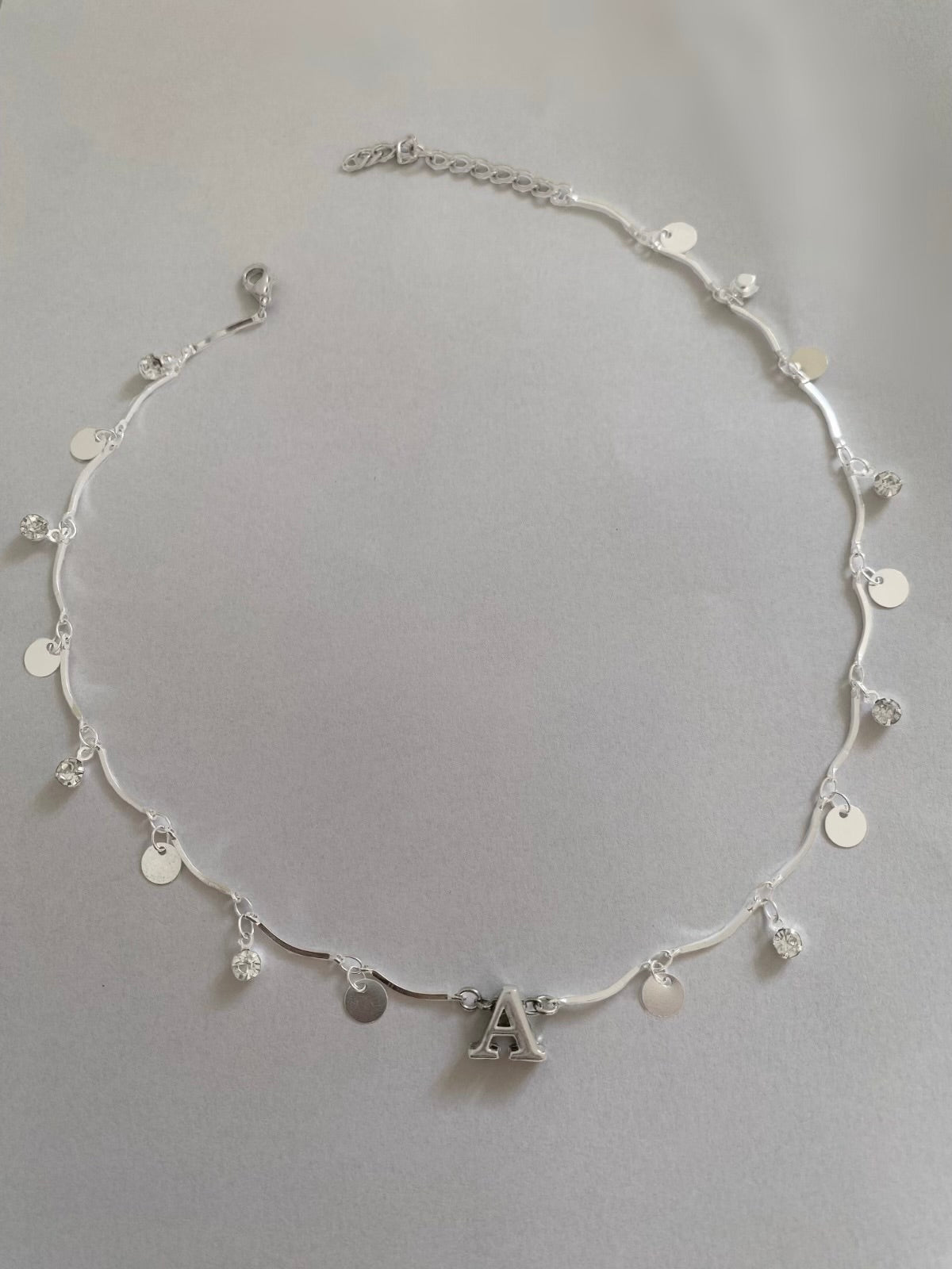 Mix Choker Letters e Colar Lilu Prateado
