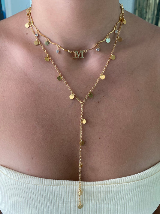 Mix Choker Curves Letters e Colar Gravatinha Moedas