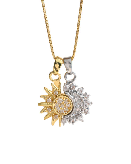 Colar Eclipse Sol e Lua Cravejado