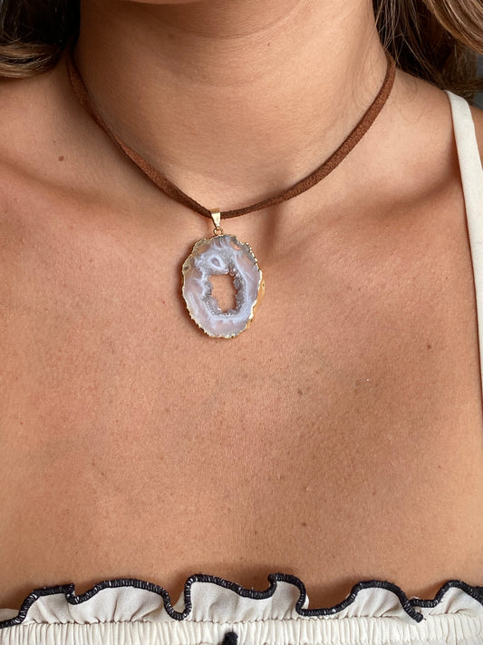 Gargantilha Camurça Ágata Natural