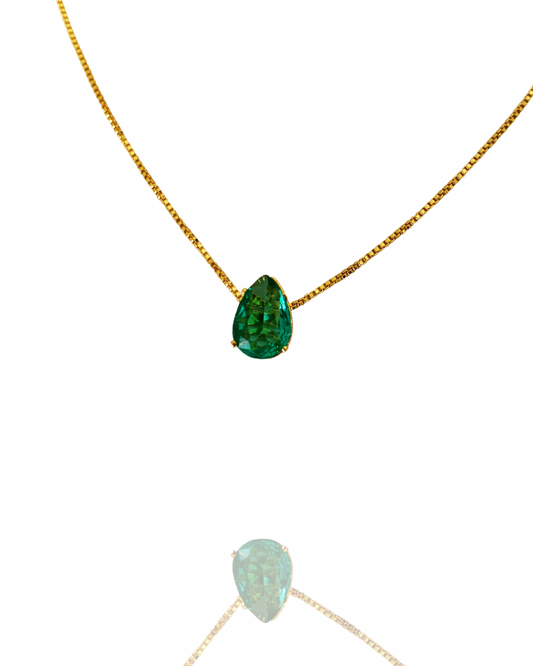 Colar Pedra Esmeralda Folheado a Ouro 18k